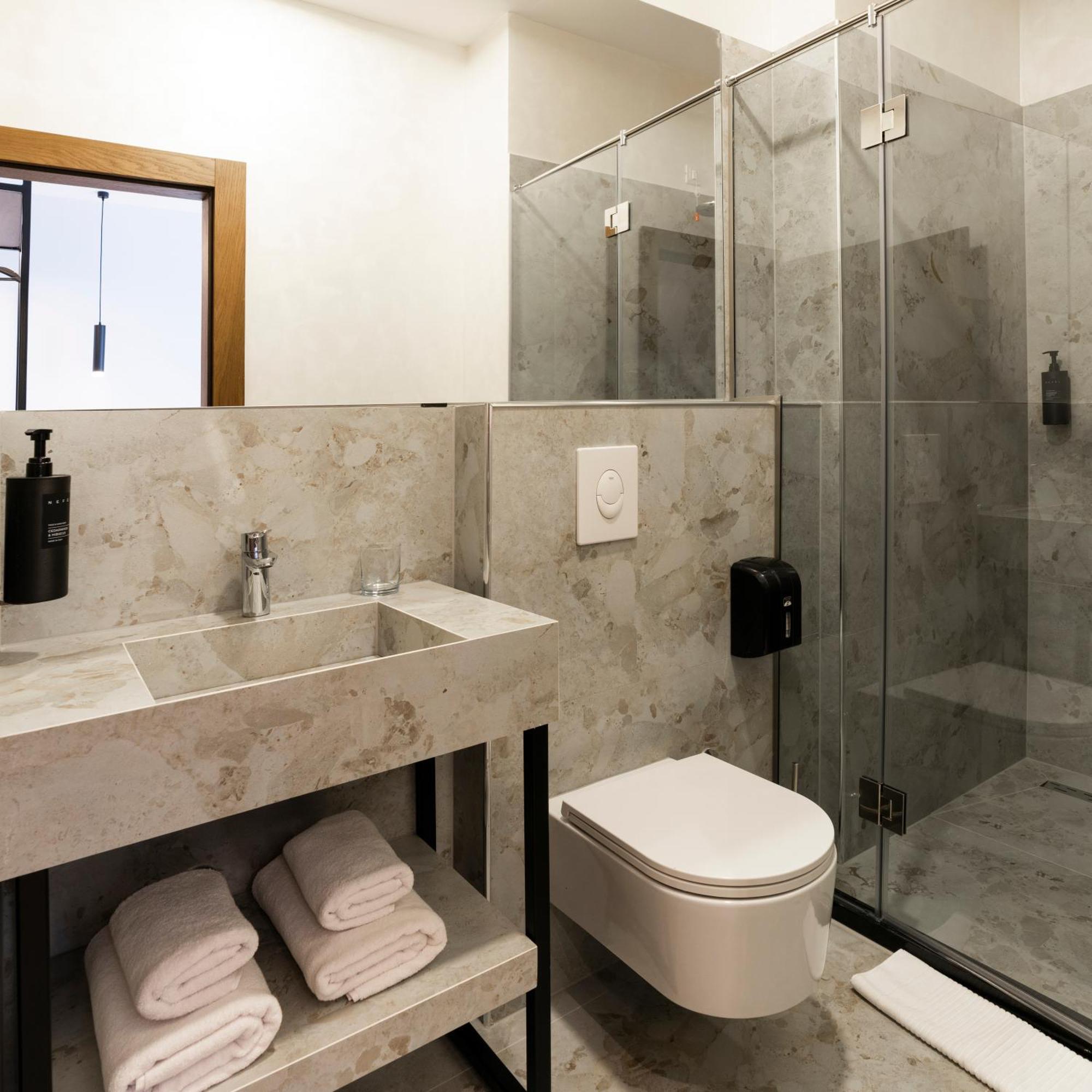 Star Hill Hotel Priştine Dış mekan fotoğraf