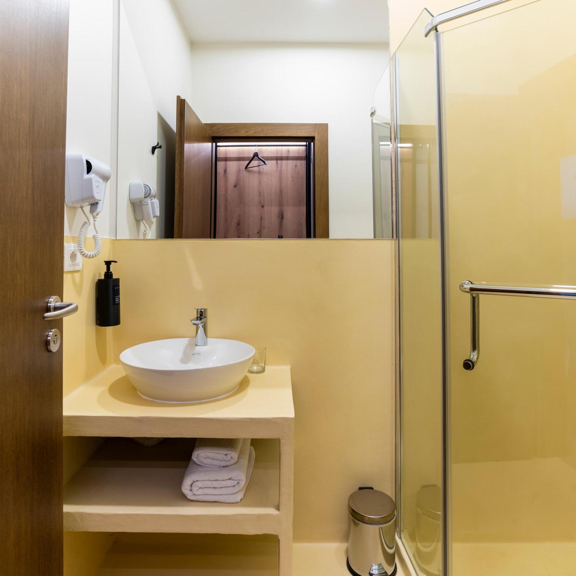 Star Hill Hotel Priştine Dış mekan fotoğraf