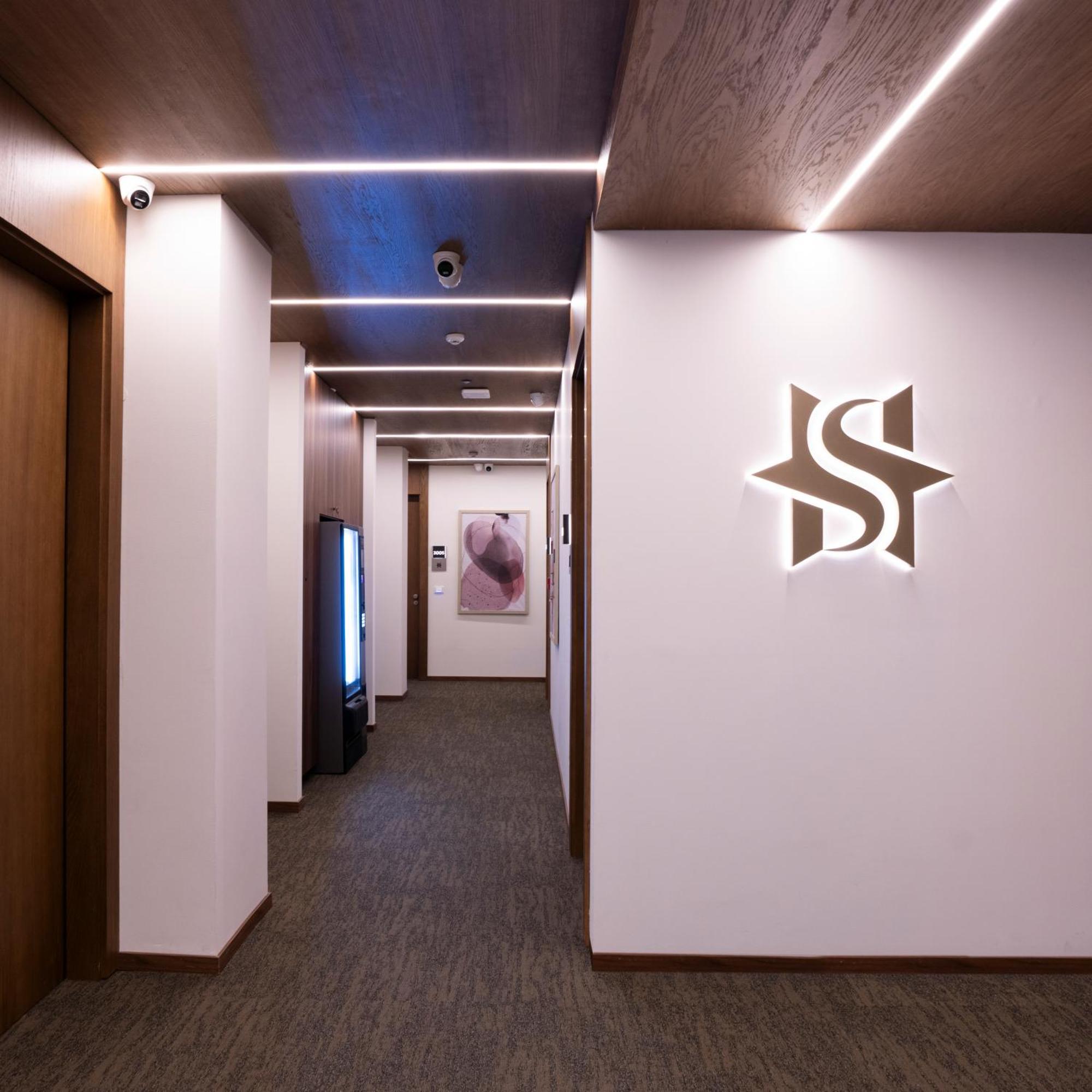 Star Hill Hotel Priştine Dış mekan fotoğraf