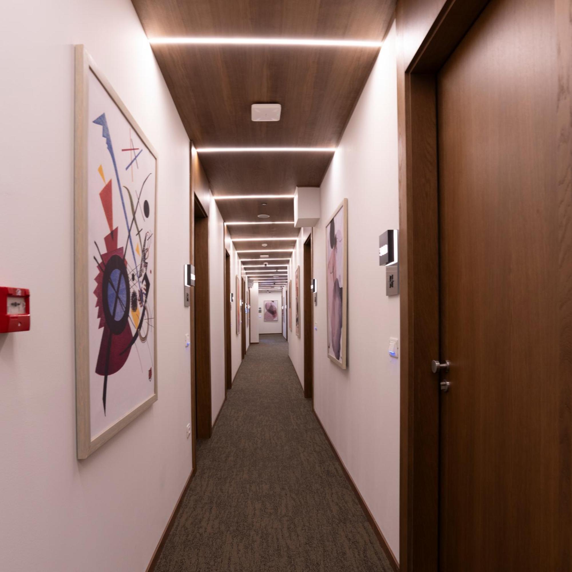 Star Hill Hotel Priştine Dış mekan fotoğraf